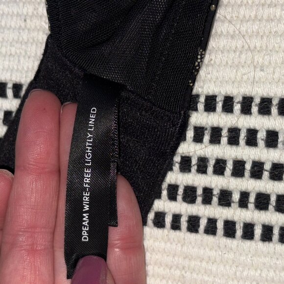 Torrid Dream Wire- Free Bra 40C - Picture 10 of 11